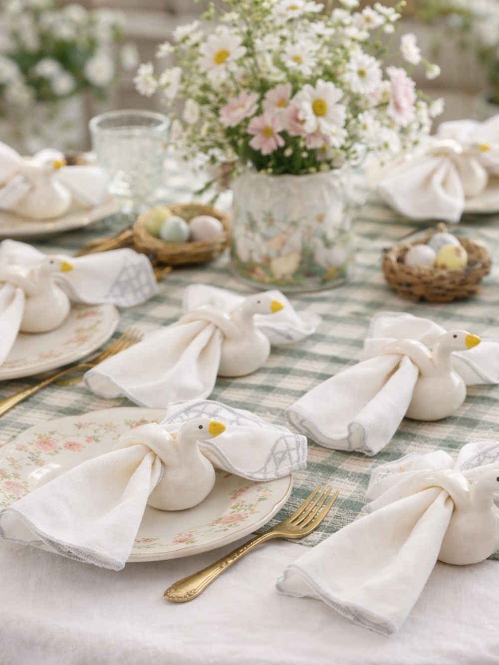 Vintage Swan Napkin Rings Set of 8 White Ceramic Cottagecore Farmhouse Decor
